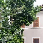 Beyond The Tiber Trastevere Apartment