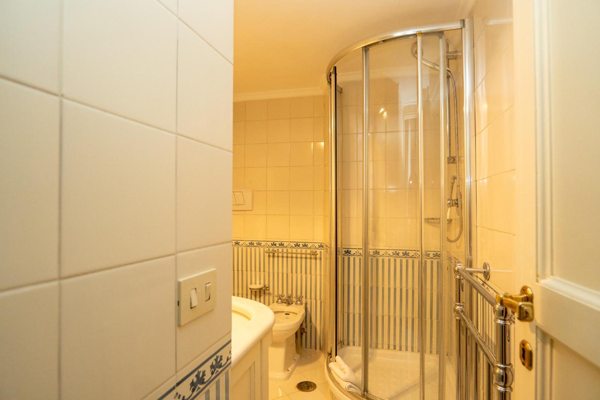 Apartment Beyond The Tiber Trastevere