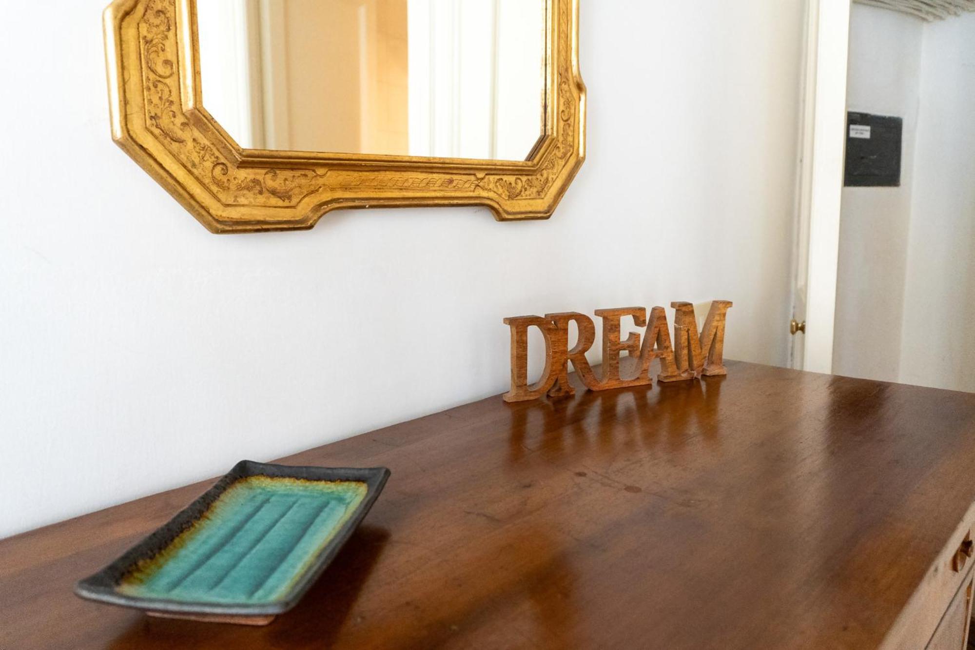 Beyond The Tiber Trastevere Apartment *