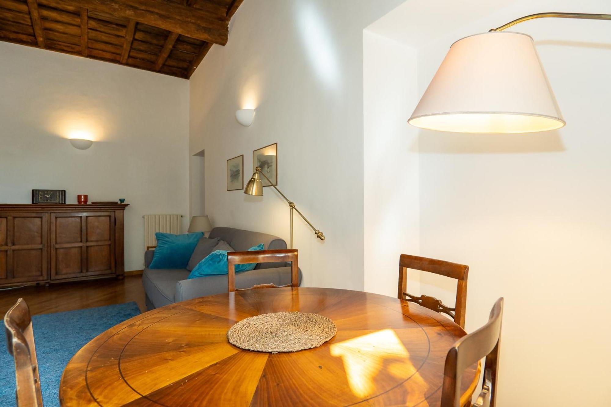 Beyond The Tiber Trastevere Rom