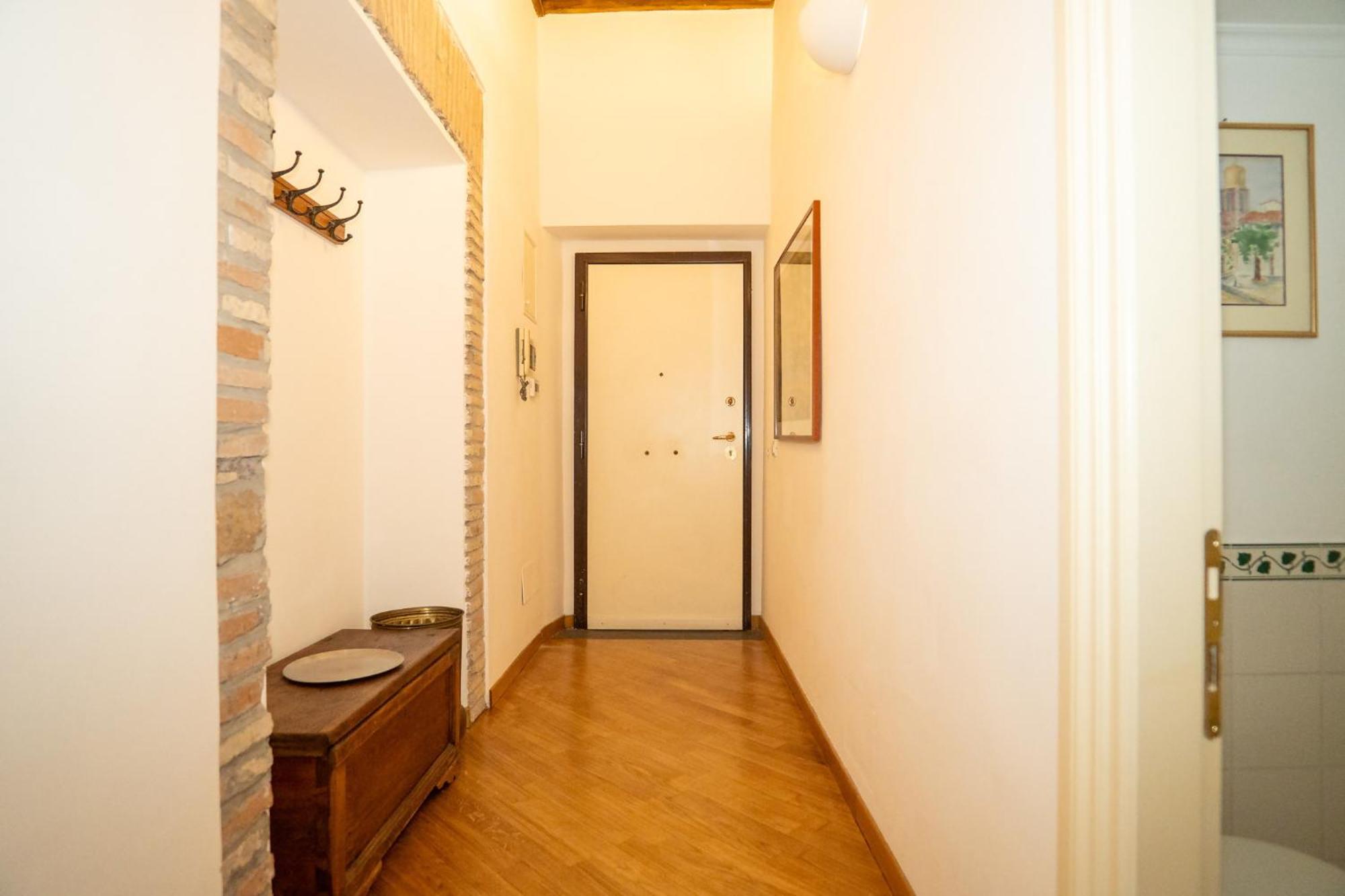 Beyond The Tiber Trastevere Rom