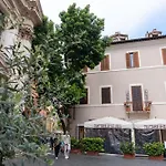Beyond The Tiber Trastevere Apartment